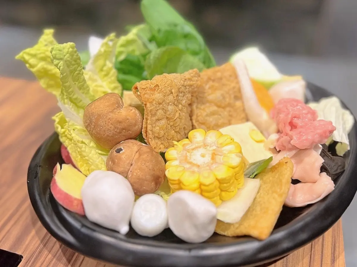 台中4.9星「平價火鍋」進軍北部！298元起吃到飽，40款自助吧、甜點暢吃
