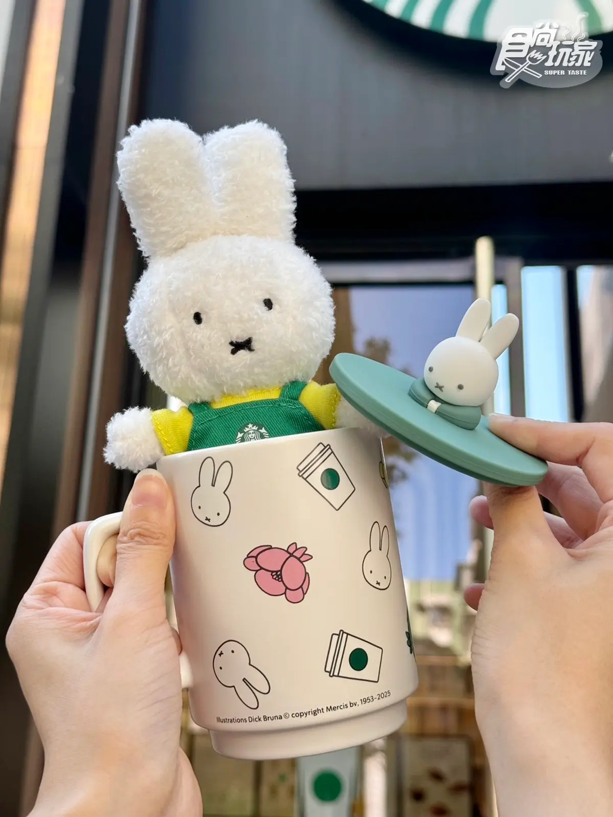 米飛兔馬克杯組、吊飾娃娃太Q！「星巴克ｘmiffy」全新16款周邊，品項、價格一覽