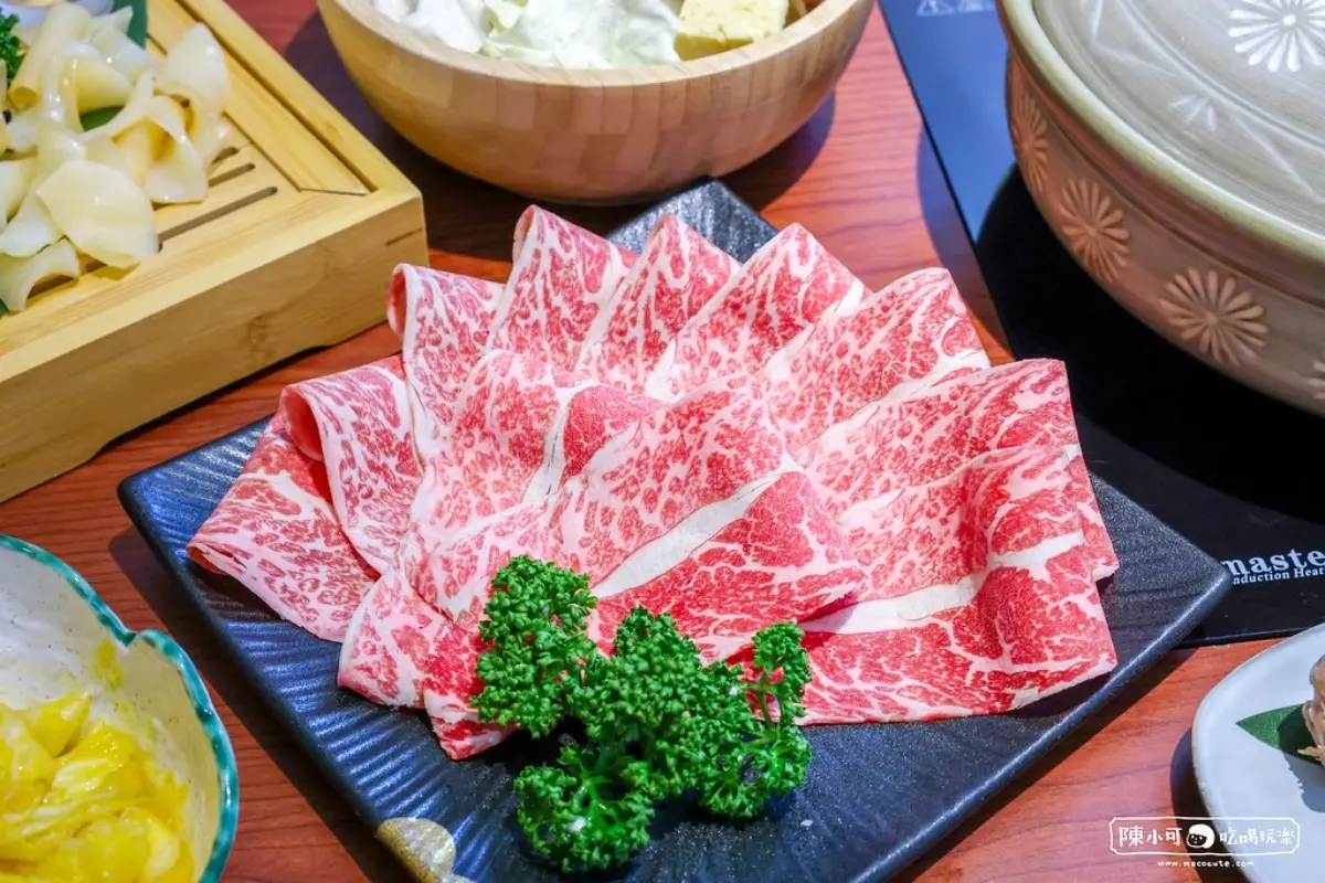 2026台北火鍋懶人包!25家推薦名單:黃仁勳愛店、350元雙主餐、豬油拌飯吃到飽 2026台北火鍋懶人包!25家推薦名單:黃仁勳愛店、350元雙主餐、豬油拌飯吃到飽