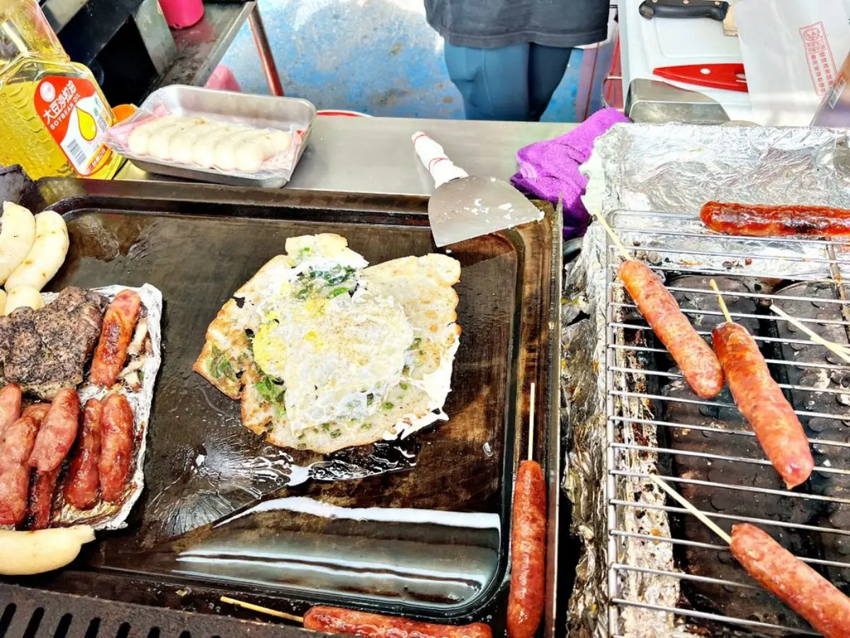 綠島限定美食都在這!整隻炸飛魚丼飯、海草系蔥抓餅,沒吃別說你來過 綠島限定美食都在這!整隻炸飛魚丼飯、海草系蔥抓餅,沒吃別說你來過