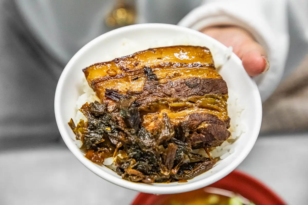 彰化不只爌肉飯!在地激推「梅干扣肉」飄香數十年,肥嫩五花肉入口超銷魂 彰化不只爌肉飯!在地激推「梅干扣肉」飄香數十年,肥嫩五花肉入口超銷魂