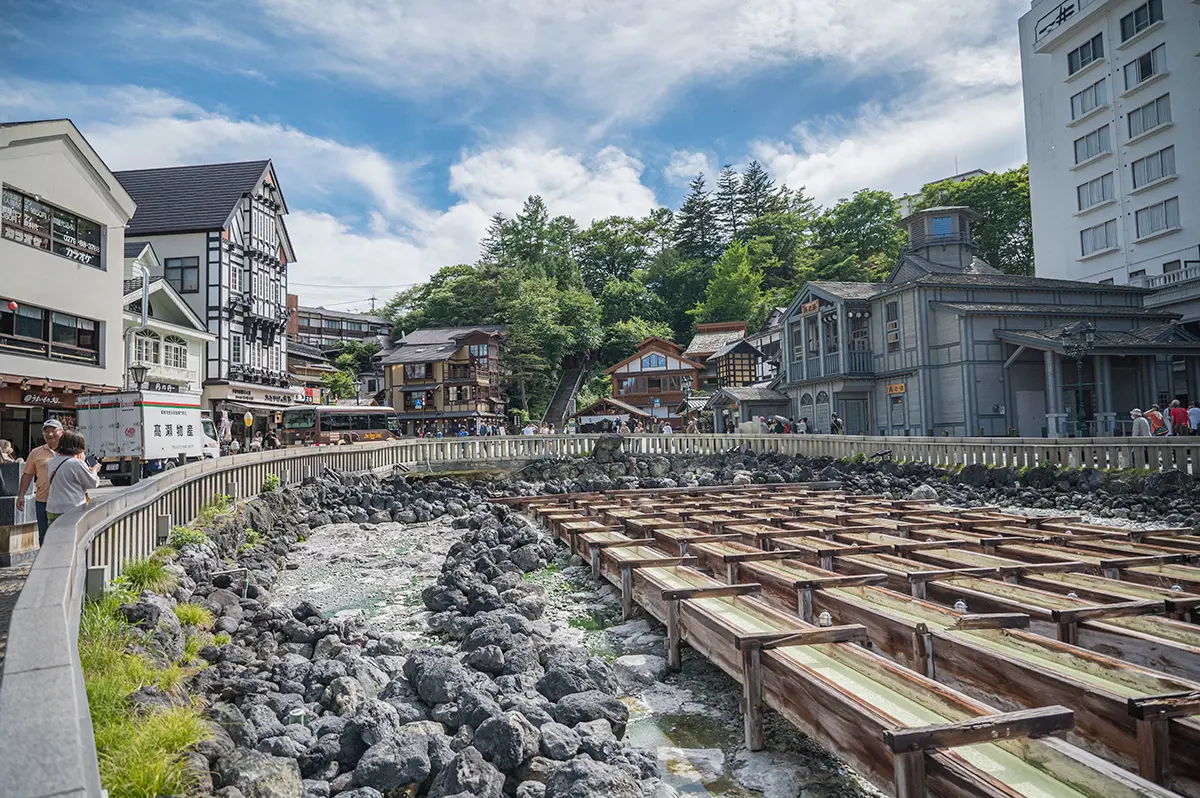 北海道登別溫泉只排第４！網友最愛日本溫泉勝地Top10，冠軍此生必去、美食多