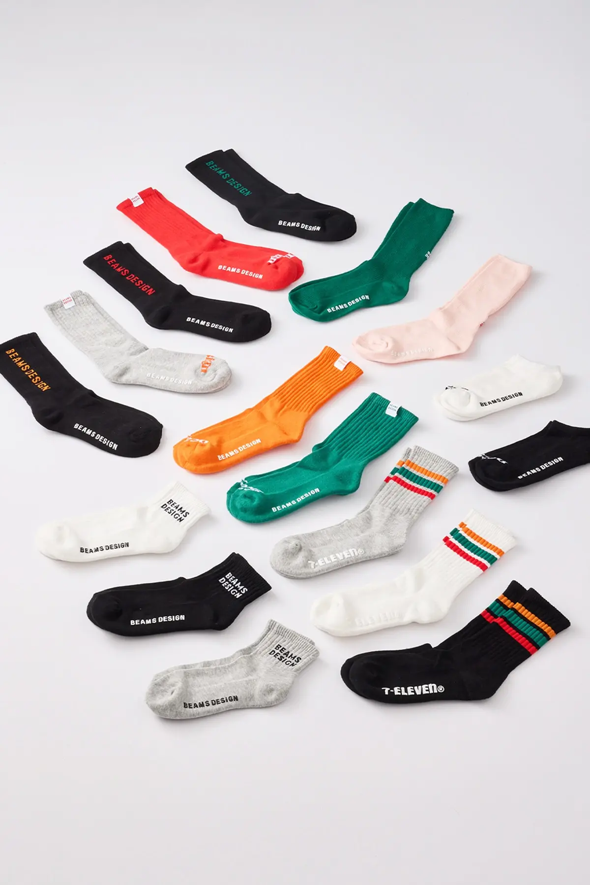 超商日系單品太好買！「7-11ｘBEAMS DESIGN」30多款小物，襪子、包款質感升級