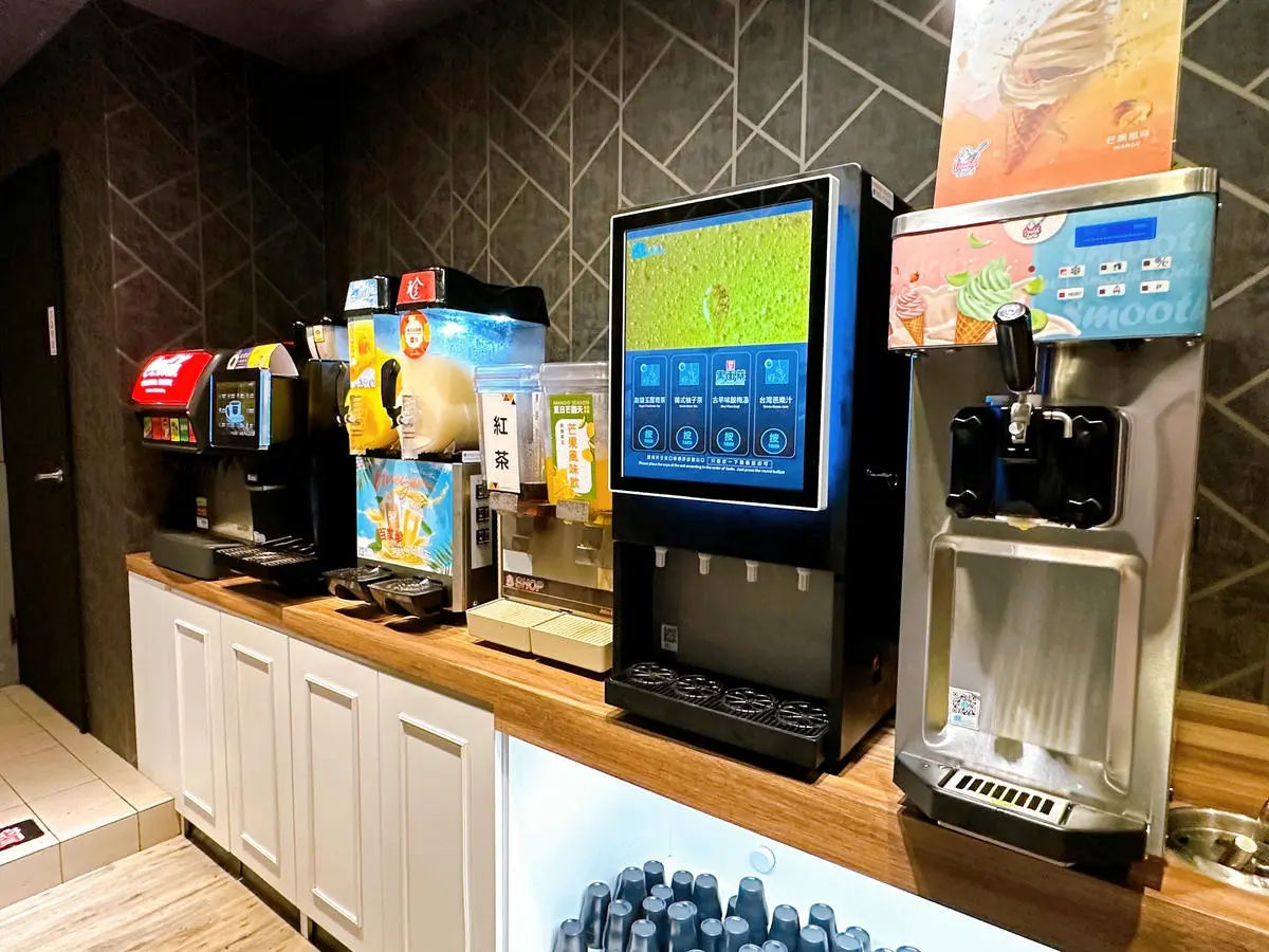 299元牛排+自助吧吃到飽!「高CP值牛排店」人氣爆棚,主食、披薩無限夾 299元牛排+自助吧吃到飽!「高CP值牛排店」人氣爆棚,主食、披薩無限夾