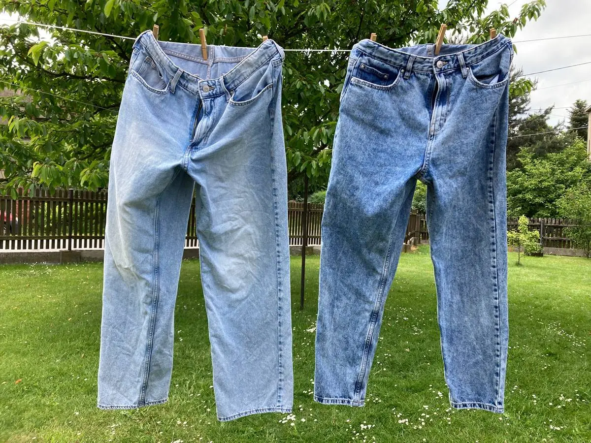 牛仔褲多久洗一次？專家曝「黃金頻率」洗錯恐褪色，加碼１招解決頑固污漬