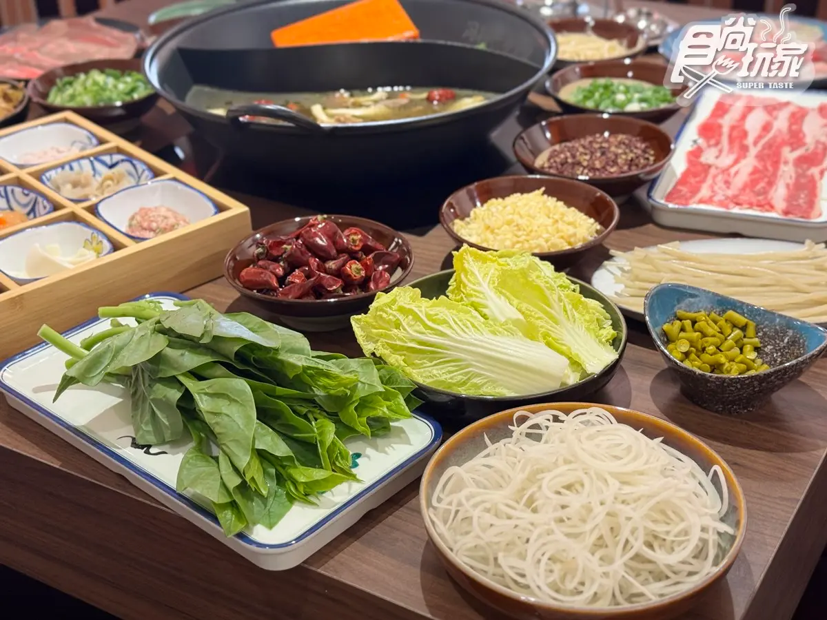 「馮校長老火鍋」首度插旗台北!推薦必點+優惠搶先看,AI教父黃仁勳也愛 「馮校長老火鍋」首度插旗台北!推薦必點+優惠搶先看,AI教父黃仁勳也愛