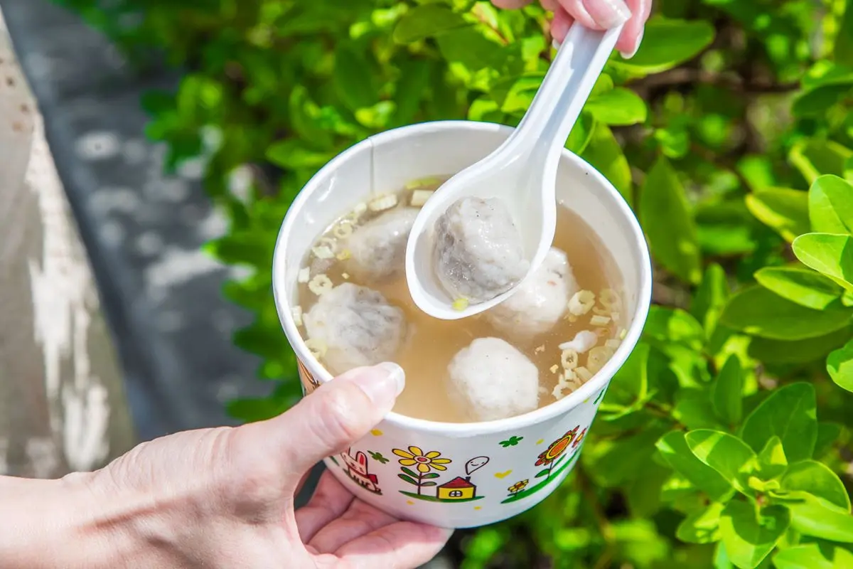 羅東超神祕「無名油飯」!鋪滿油豆腐+甜辣醬太銷魂,在地人求低調:別再報 羅東超神祕「無名油飯」!鋪滿油豆腐+甜辣醬太銷魂,在地人求低調:別再報