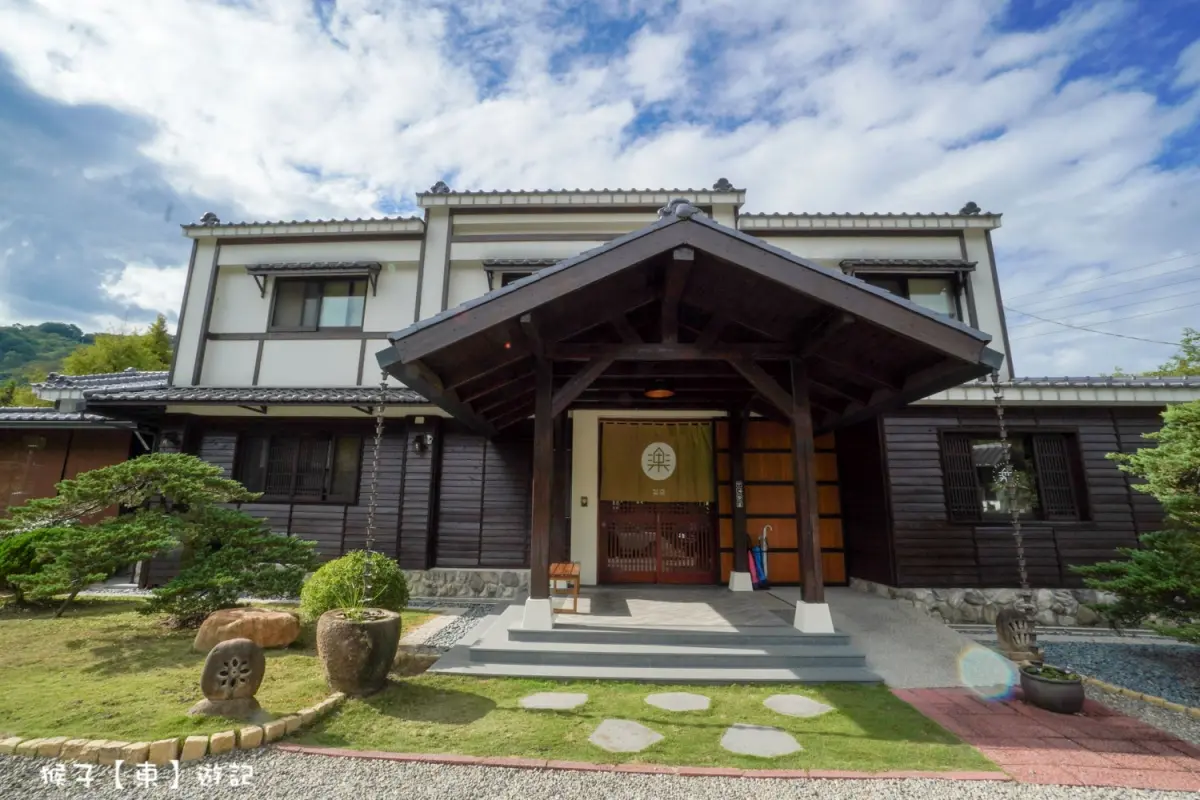 180度湖景下午茶！日月潭秘境咖啡８間：昭和池畔小屋、玻璃屋草地披薩