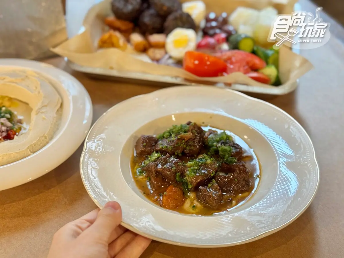 亞洲第２間「地中海料理」藏身台北！350元起吃道地皮塔，老饕必點紅玉雞肝