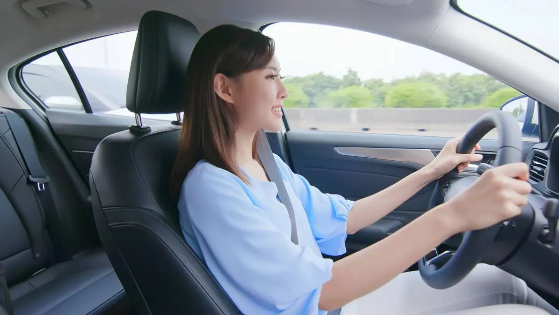 將錢花在出國、演唱會!為何年輕人都不買車了?過來人曝2原因:完全不需要 將錢花在出國、演唱會!為何年輕人都不買車了?過來人曝2原因:完全不需要