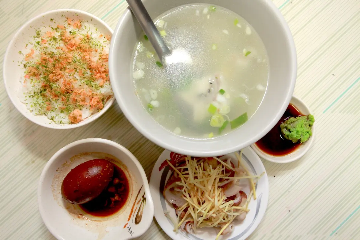 深夜人氣排隊牛肉湯！風田、朵拉吃台南美食｜1/20《熱血48小時》店家資訊(中獎公布)