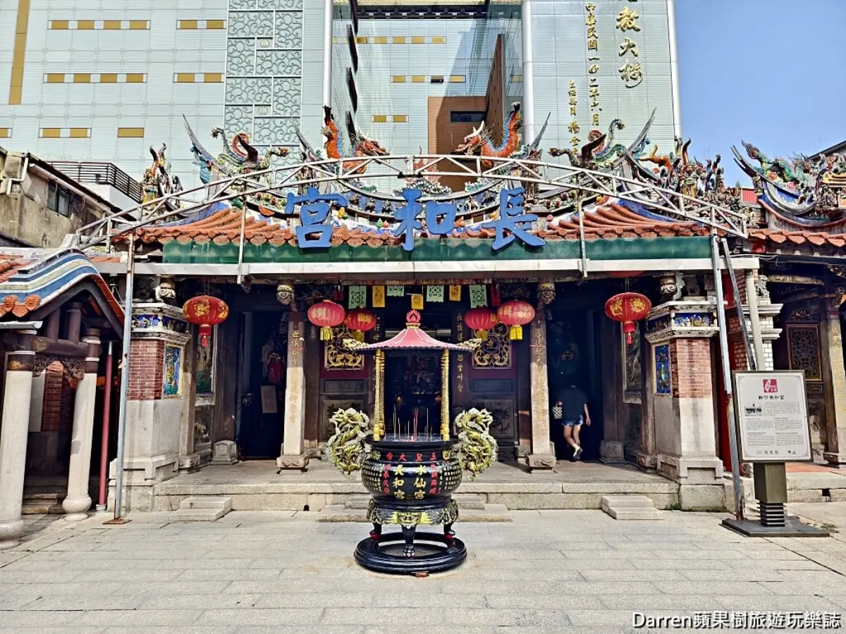 過年來拜拜、拍美照！全台８處「最美宮廟」：台版青瓦臺、神隱少女場景、香客大樓推薦