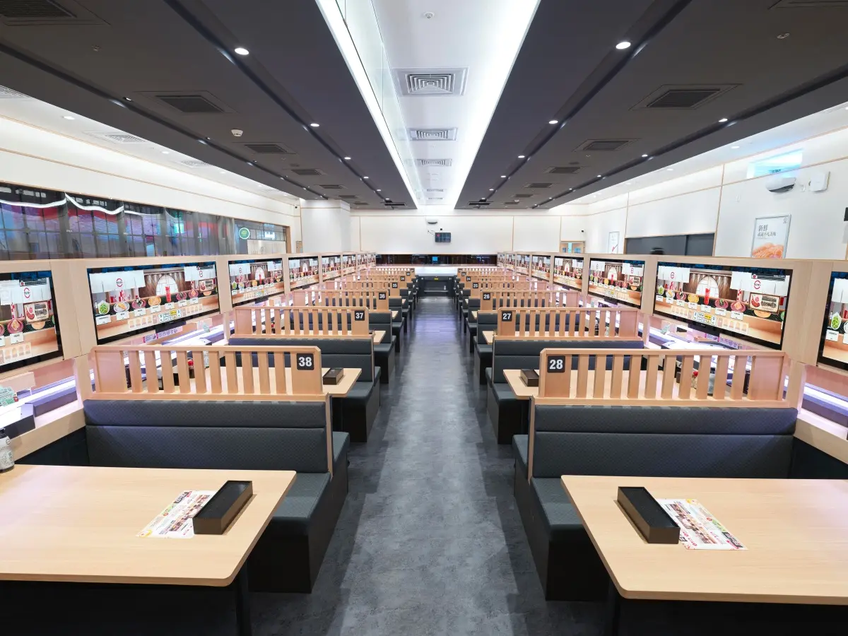 壽司郎首間全新店型!150公分「巨型螢幕」還能玩遊戲,必吃半價活鮑魚 壽司郎首間全新店型!150公分「巨型螢幕」還能玩遊戲,必吃半價活鮑魚