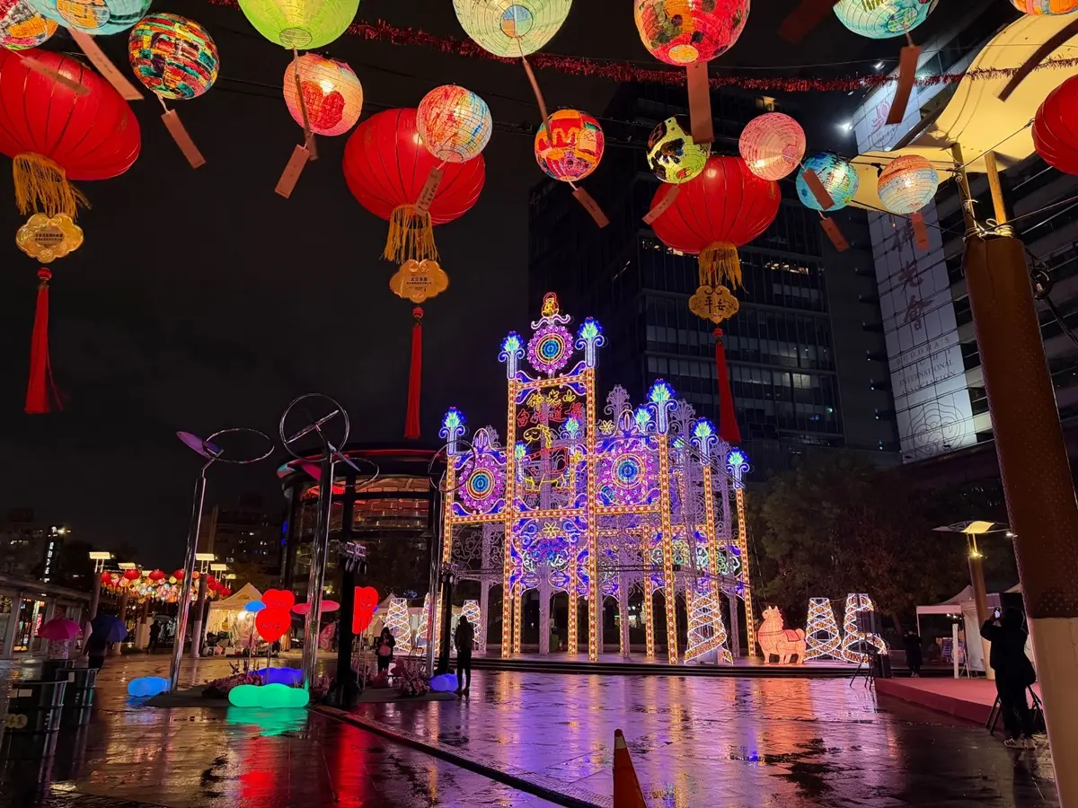 2026台北燈節驚喜再加碼!20間宮廟領錢母轉運、鑽轎底祈福、猜燈謎抽電視 2026台北燈節驚喜再加碼!20間宮廟領錢母轉運、鑽轎底祈福、猜燈謎抽電視