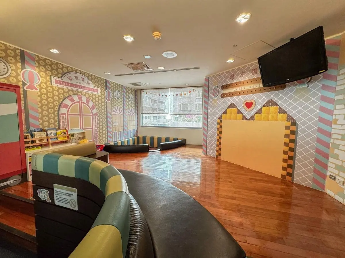 4折爽住「台南星級飯店」!美拍戶外空中泳池,早餐Buffet牛肉湯吃到飽 4折爽住「台南星級飯店」!美拍戶外空中泳池,早餐Buffet牛肉湯吃到飽