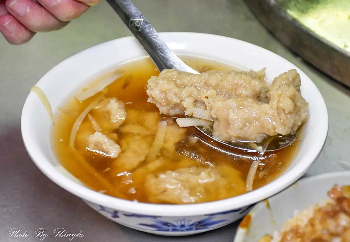 基隆廟口美食不踩雷攻略!在地人帶路必吃這6家:免費加湯、25元滷肉飯、73年老店 基隆廟口必吃美食|魯肉飯專家
