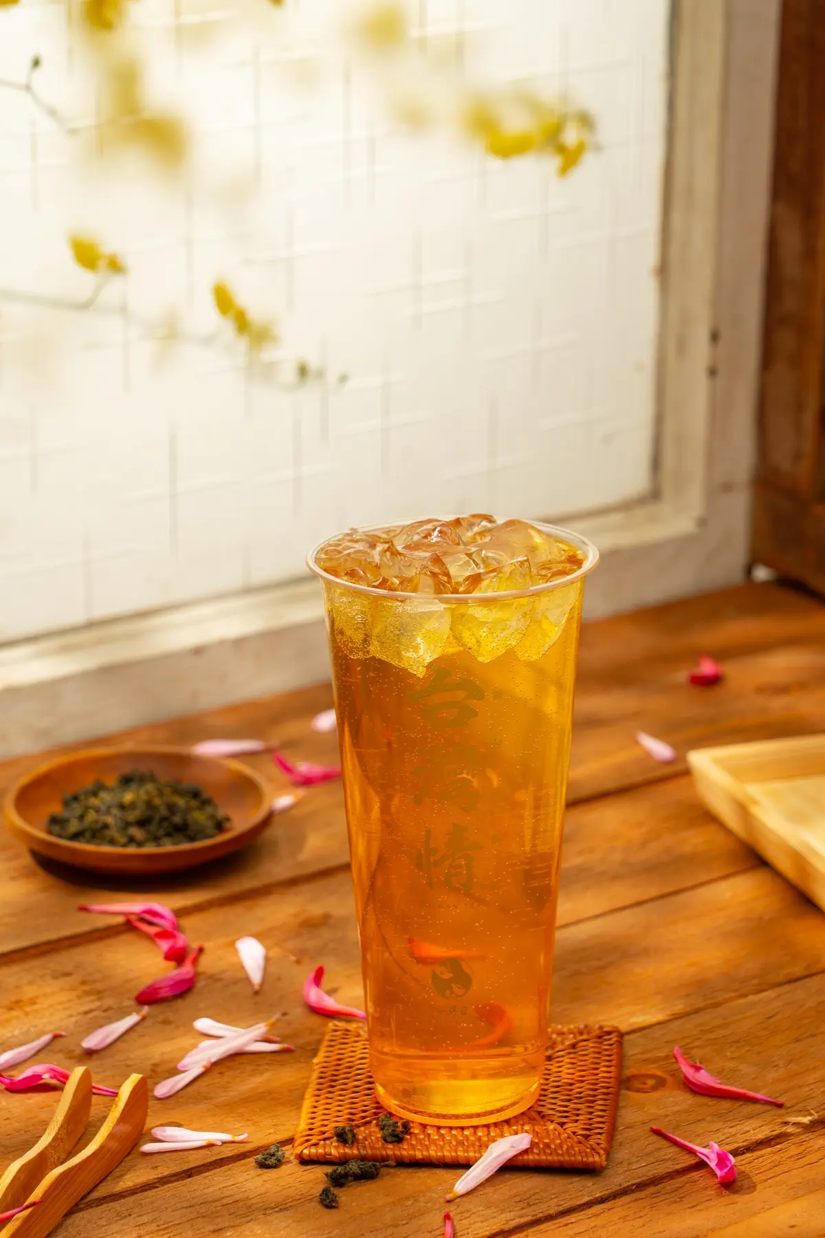 ３大春天花系手搖飲！麻古絕美「櫻花旋轉杯套」，一沐日牡丹花、山焙花韻茶