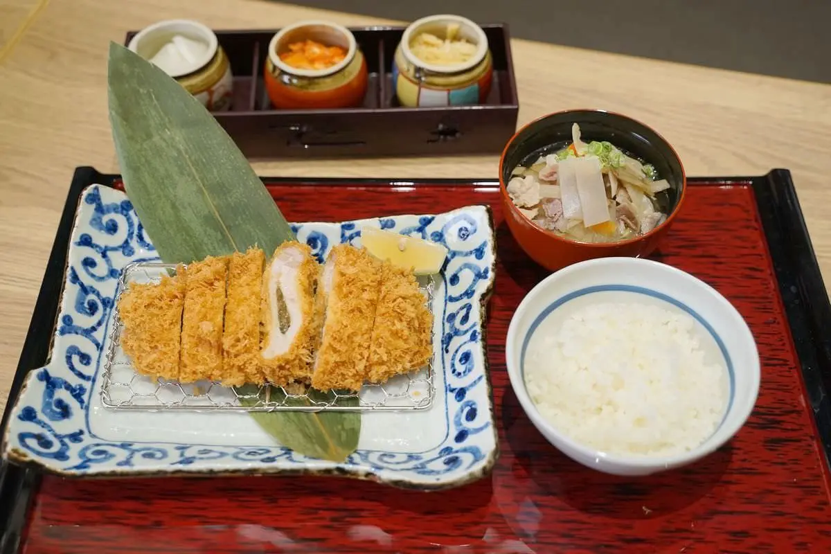 炸豬排名店再+１！京都第一豬排「空蟬亭」將來台，盤點10間老饕推薦
