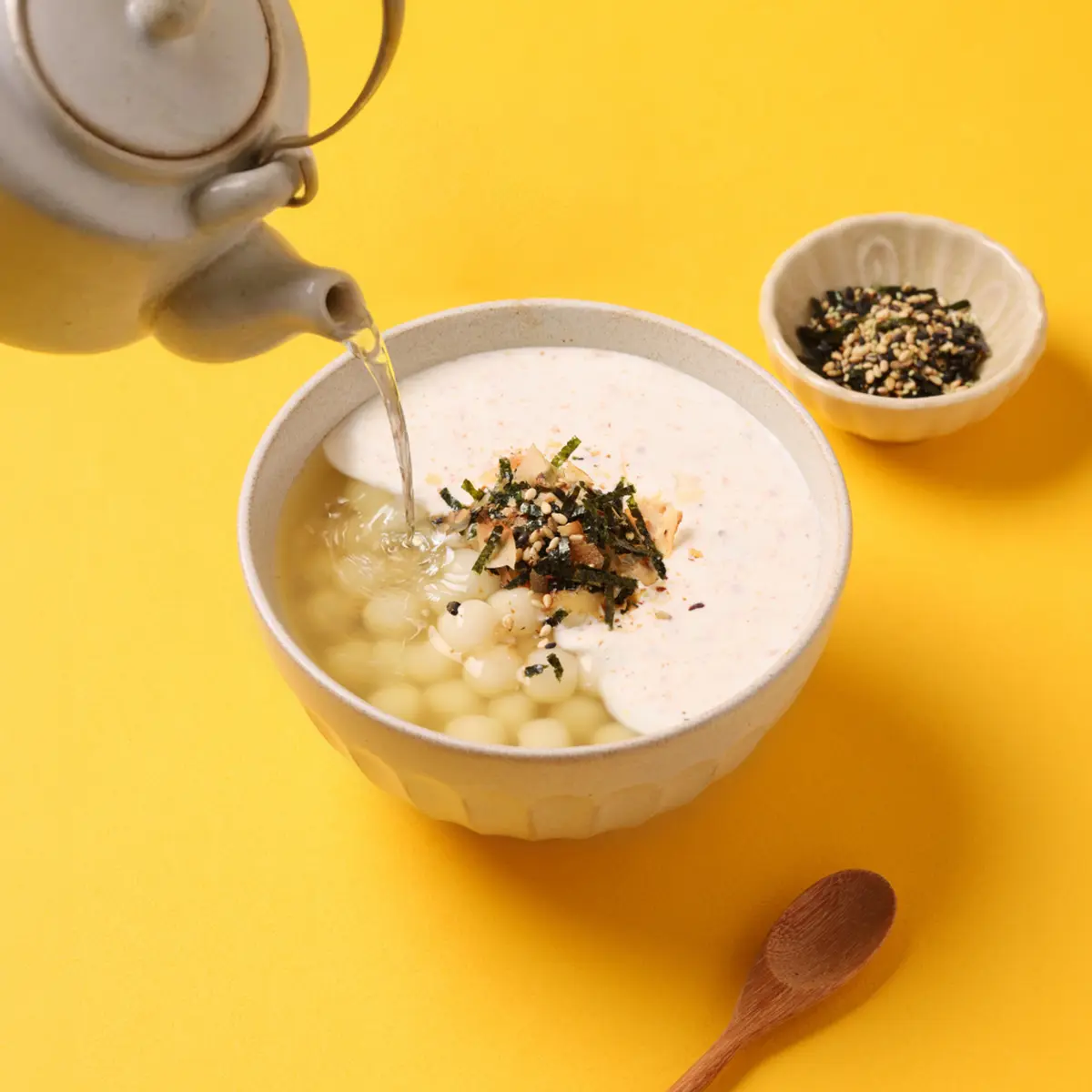 可不可推5元超神祕「國王奶茶」!2026愚人節飲品包,茶泡飯奶蓋、皮蛋奶茶 可不可推5元超神祕「國王奶茶」!2026愚人節飲品包,茶泡飯奶蓋、皮蛋奶茶
