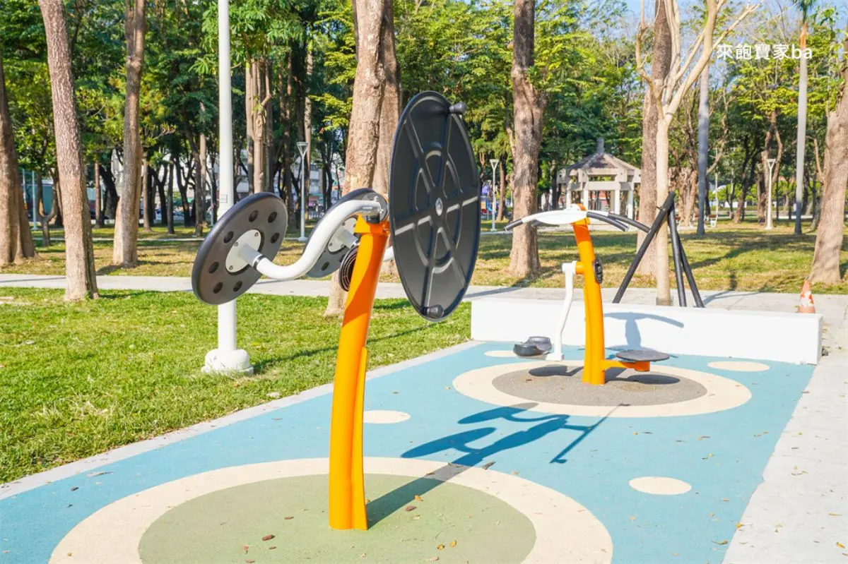 高雄全新「熊熊主題公園」開放!森林熊城堡溜滑梯超萌,遊戲設施一次看 高雄全新「熊熊主題公園」開放!森林熊城堡溜滑梯超萌,遊戲設施一次看