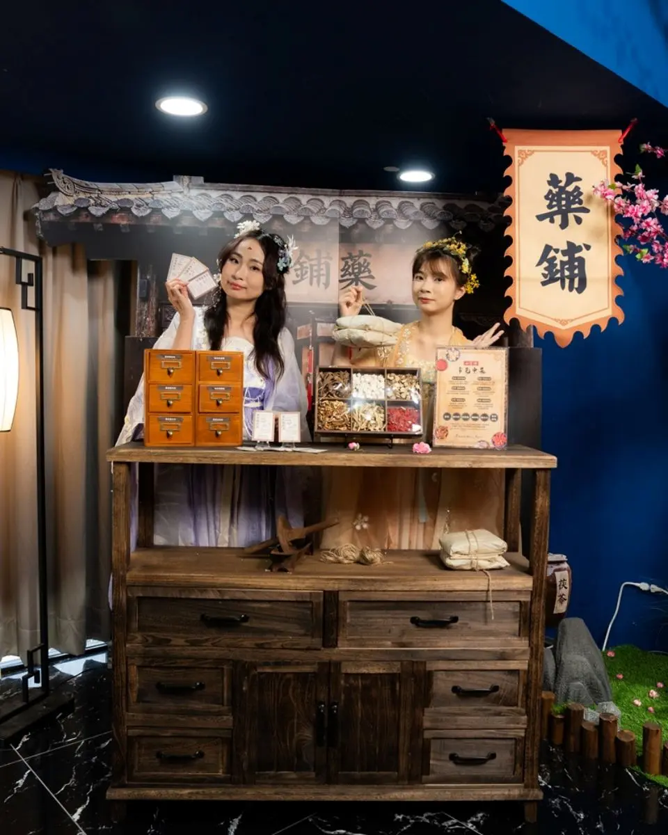 飛入古裝劇的繁華長安!5D飛行劇院新片上映,體驗刺激飛行、試穿華美唐裝 飛入古裝劇的繁華長安!5D飛行劇院新片上映,體驗刺激飛行、試穿華美唐裝
