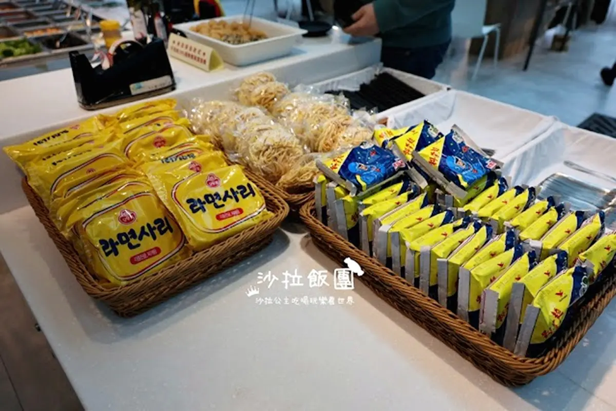 399元火鍋吃到飽！「全台最美玻璃屋鍋物」暢吃水耕蔬菜、水果沙拉、甜點麻糬
