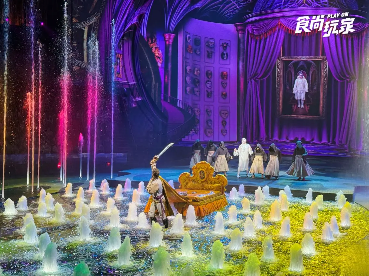 網譽一生必看一次!全球最強水上劇場《水舞間》6大亮點公開、後台揭密探險 網譽一生必看一次!全球最強水上劇場《水舞間》6大亮點公開、後台揭密探險