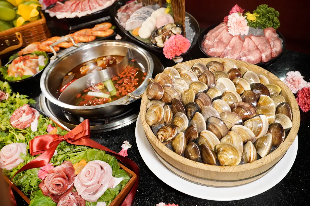 身分證對中「9、1、8」！九孔鮑魚、天使紅蝦吃到飽，牛舌、伊比利豬免費送