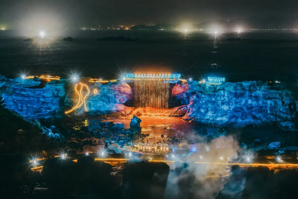 女王頭變身夜間美術館!野柳光影秀6/28登場,必看3大沉浸式展演 女王頭變身夜間美術館!野柳光影秀6/28登場,必看3大沉浸式展演