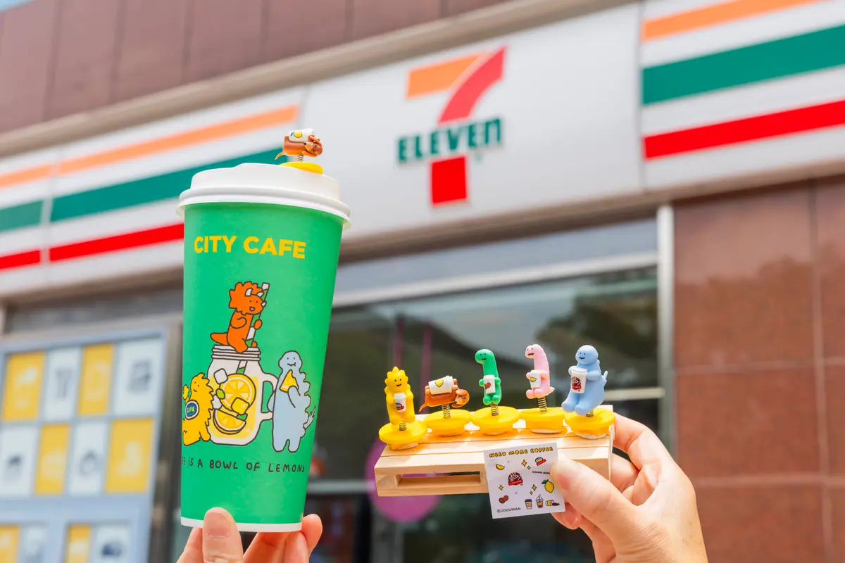 7-11茶飲買10送10、全家霜淇淋35元！４超商週末優惠，咖啡買49送50、送炸雞桶