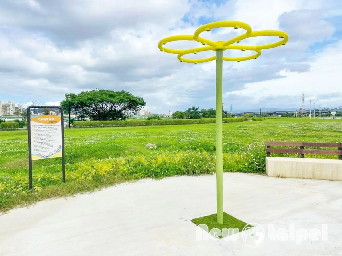 新北免費玩水景點+1!全新「花漾水樂園」這天啟用,緊鄰溜滑梯遊樂場 新北免費玩水景點+1!全新「花漾水樂園」這天啟用,緊鄰溜滑梯遊樂場