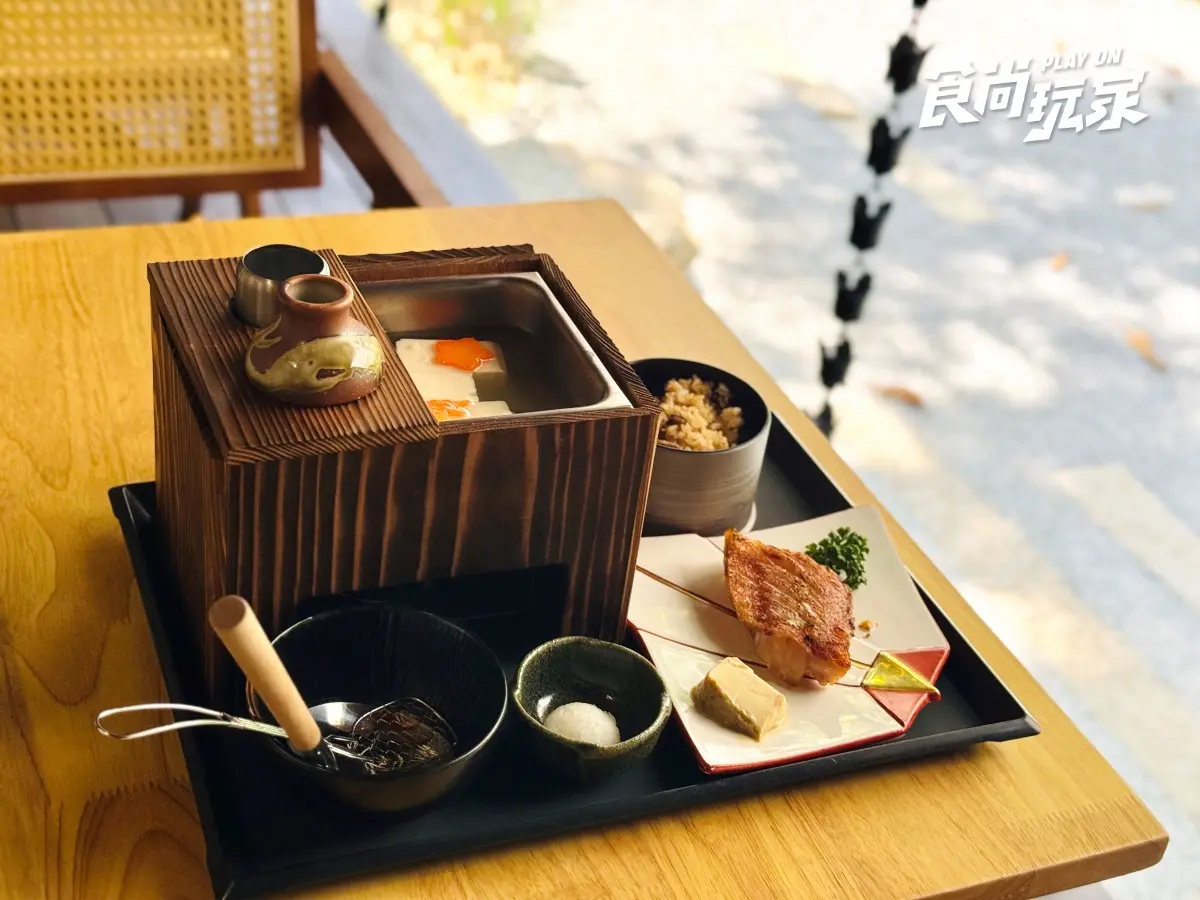 一秒飛日韓!台北2大「個人鍋物」新開店:韓國百年蔘雞湯、京都風湯豆腐鍋 一秒飛日韓!台北2大「個人鍋物」新開店:韓國百年蔘雞湯、京都風湯豆腐鍋