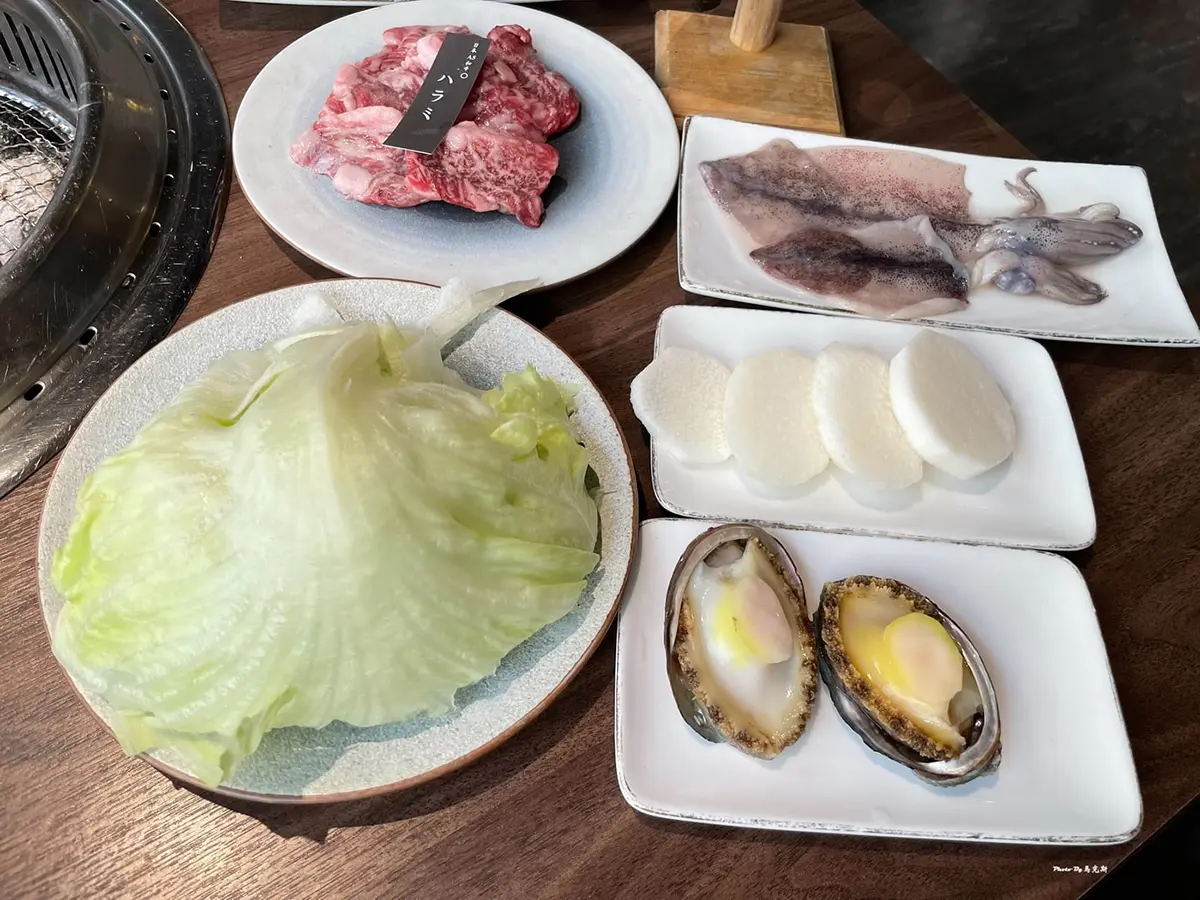 999元吃到飽！台中「銀山燒肉」無限供應和牛、壽喜燒、珍奶，壽星９折優惠