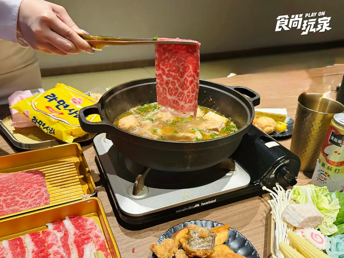 信義區這家太狂!「壽喜燒吃到飽」759元起爽嗑和牛,海鮮炸物、甜點暢吃 信義區這家太狂!「壽喜燒吃到飽」759元起爽嗑和牛,海鮮炸物、甜點暢吃