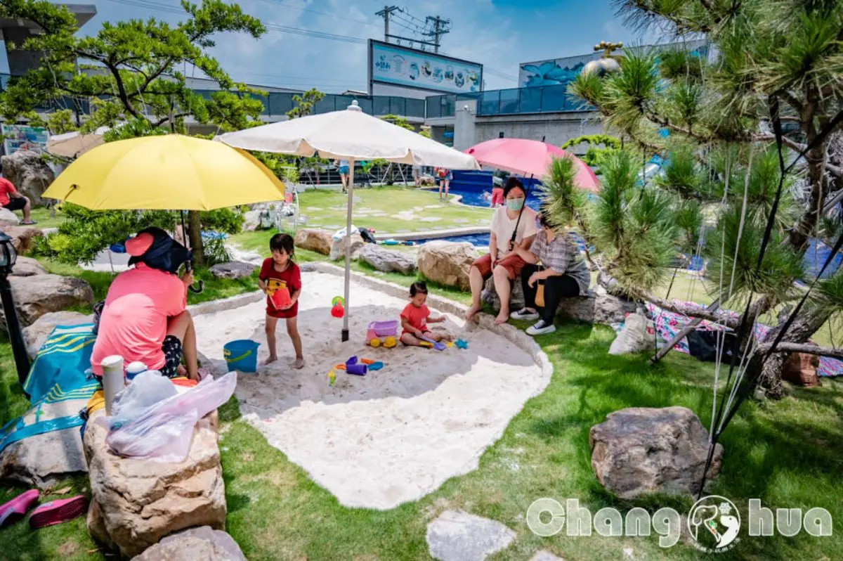 世界最大水龍頭在這!觀光工廠嗨玩2層旋轉滑水道,憑票免費玩球池遊戲室 世界最大水龍頭在這!觀光工廠嗨玩2層旋轉滑水道,憑票免費玩球池遊戲室
