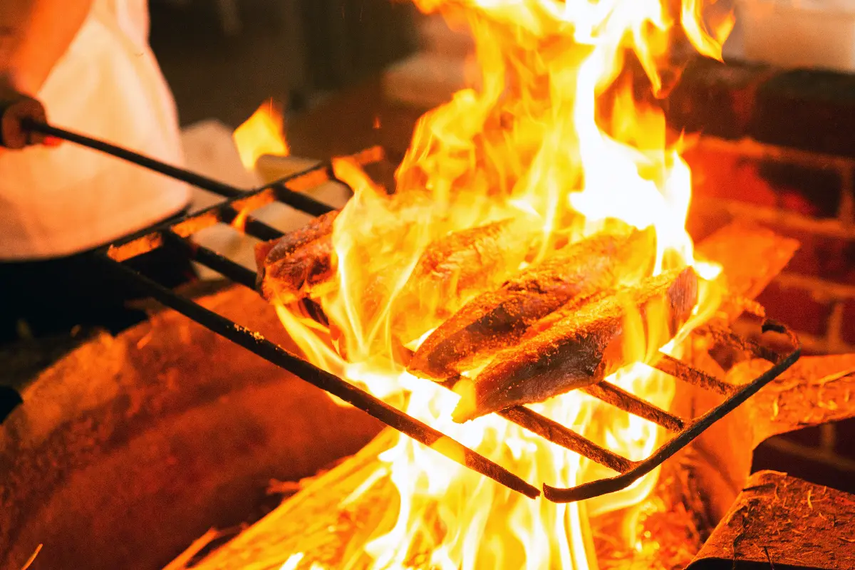 日本高知獨家玩法!海上吃BBQ、划水晶獨木舟,直飛探索四國最療癒城市 日本高知獨家玩法!海上吃BBQ、划水晶獨木舟,直飛探索四國最療癒城市