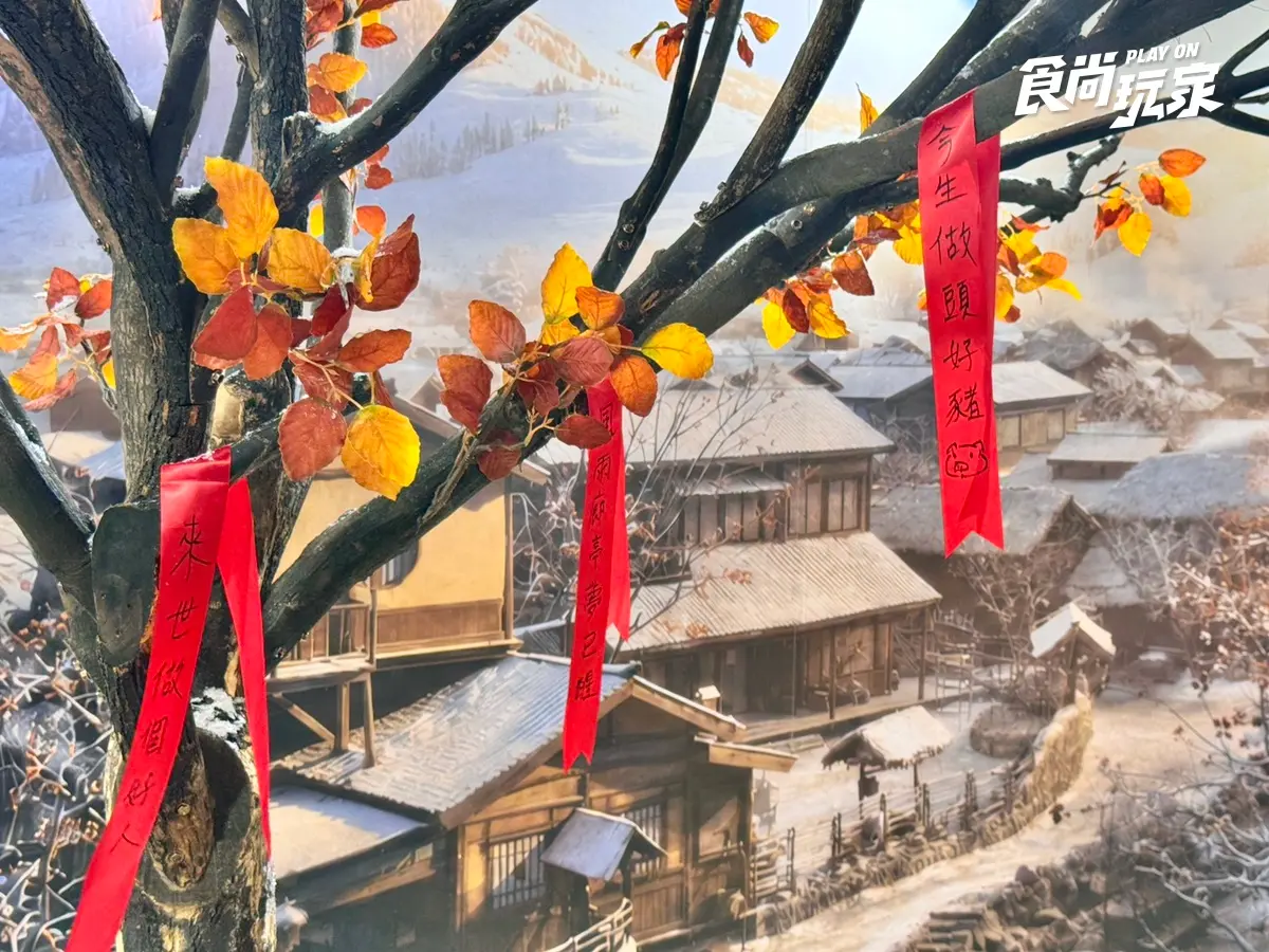 《逐玉》全球首間快閃店免費逛!180坪重現西固巷,張凌赫親簽、必買周邊開箱 《逐玉》全球首間快閃店免費逛!180坪重現西固巷,張凌赫親簽、必買周邊開箱