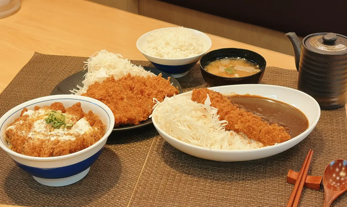 免費續飯湯、高麗菜絲!199元爽嗑豬排定食、腰內豬,加碼吉豚屋送海老蝦 免費續飯湯、高麗菜絲!199元爽嗑豬排定食、腰內豬,加碼吉豚屋送海老蝦