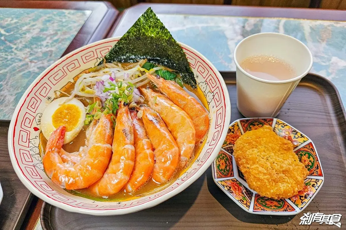 275元吃到飽！「高CP值拉麵」飲料冰淇淋、白飯無限續，免費電動玩到爽