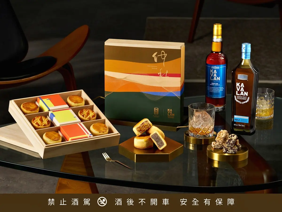 不只佳德、犁記！中秋特色禮盒推薦13款，威士忌月餅、黑金蛋黃酥、純素都有