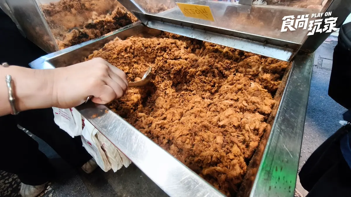 淡水八里一日遊吃爆雙城！祖安夕陽下騎馬、品嘗豪華海鮮丼＋渡輪看淡江大橋