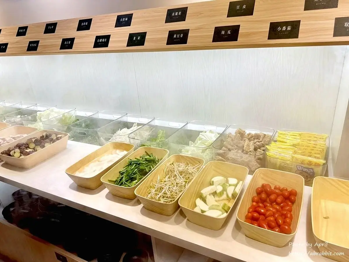 199元火鍋吃到飽！「高CP值鍋物」30款自助吧蔬食、DIY霜淇淋、肉燥飯暢吃