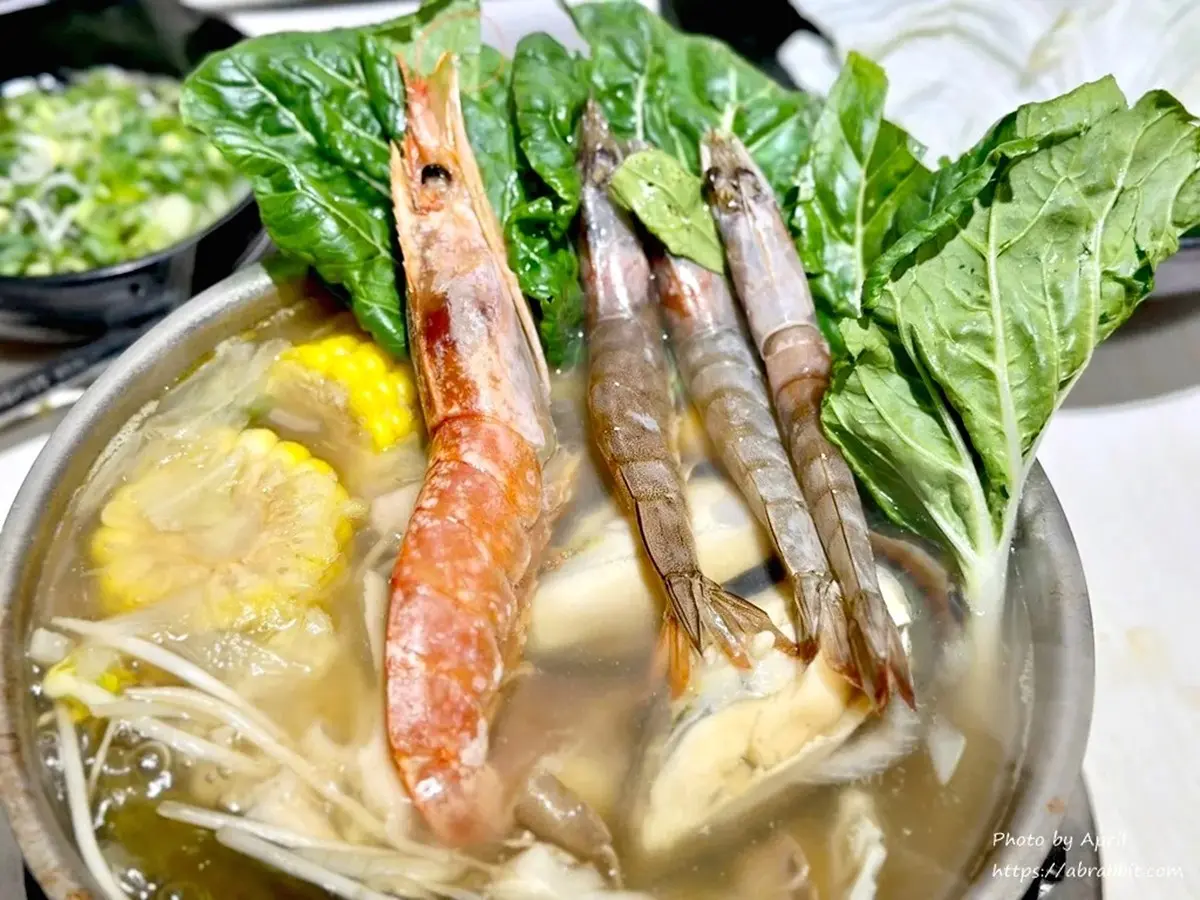 199元火鍋吃到飽！「高CP值鍋物」30款自助吧蔬食、DIY霜淇淋、肉燥飯暢吃
