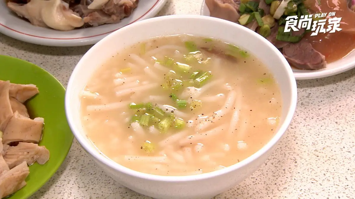 王仁甫老饕清單踢館！台北10家必吃小吃：半熟蛋尬雞魯飯、白胡椒香五花肉飯