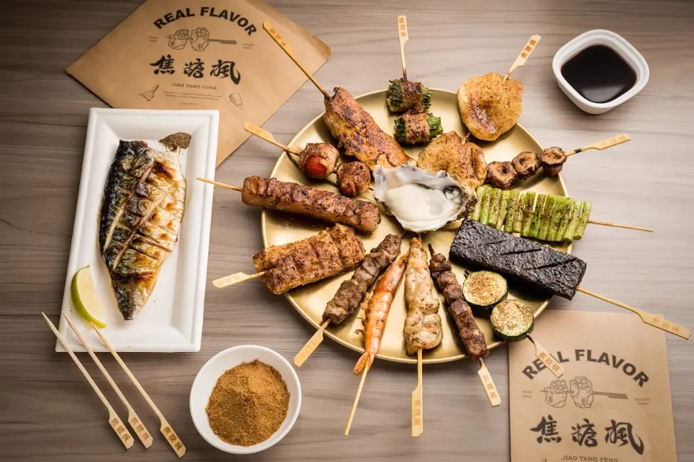 咖啡、手搖、早午餐買一送一！10月40家連鎖名店超強優惠，再抽盲盒玩偶