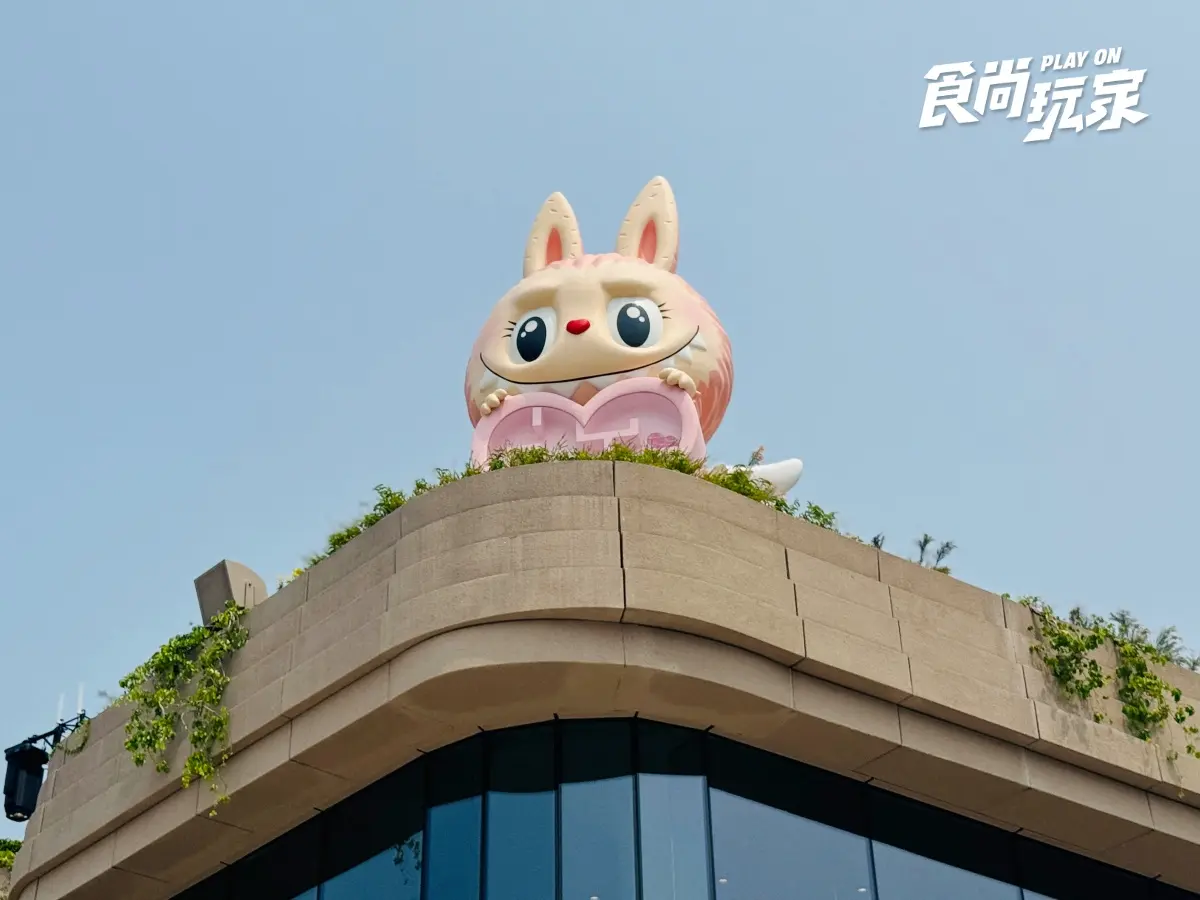 東南亞第1間「泡泡瑪特甜點店」!5款必吃星星人蛋糕,免費拍超萌Labubu 東南亞第1間「泡泡瑪特甜點店」!5款必吃星星人蛋糕,免費拍超萌Labubu