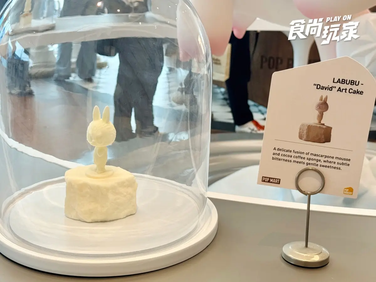 東南亞第1間「泡泡瑪特甜點店」!5款必吃星星人蛋糕,免費拍超萌Labubu 東南亞第1間「泡泡瑪特甜點店」!5款必吃星星人蛋糕,免費拍超萌Labubu