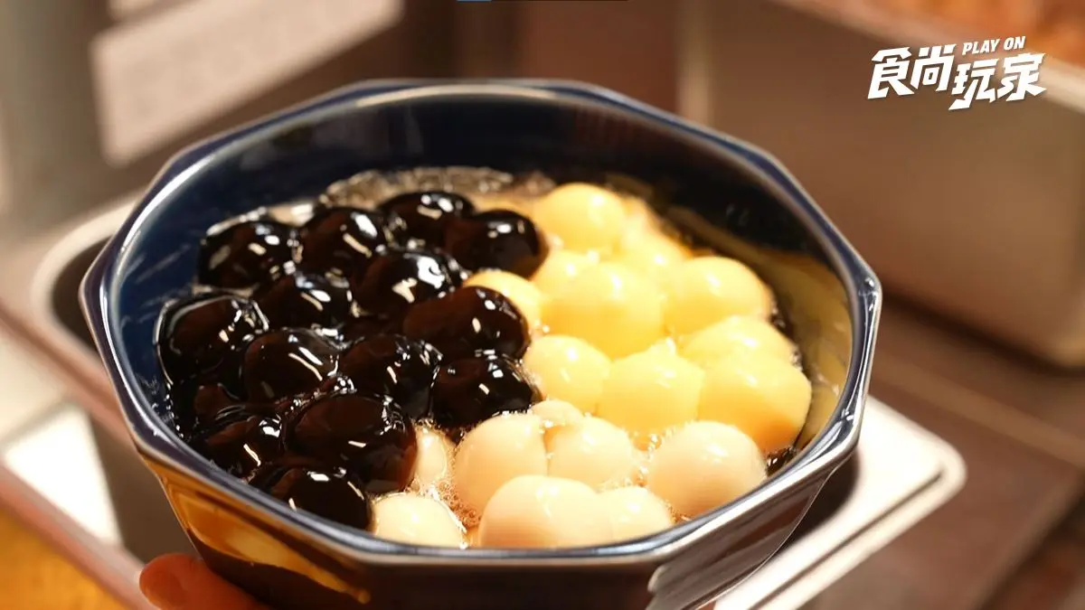 免費續豆花！桃園超狂「圓形豆花」連配料都變圓，還能變身手搖飲用吸的