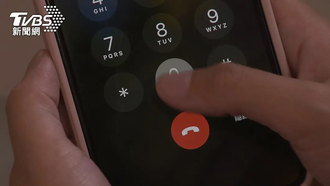 3G用戶未來連電話都無法打。（示意圖／TVBS資料畫面）