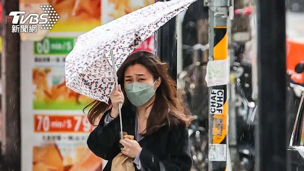 北部及東半部地區有局部短暫雨。（圖／中央社） 出門帶傘！局部短暫雨「降這2大區」　最低溫探16度